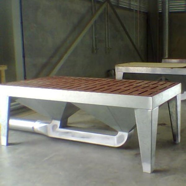 Down-draft-Sanding-Bench-e1414649861221